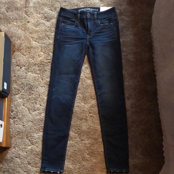 NWT American Eagle Jeans - Picture 1 of 4